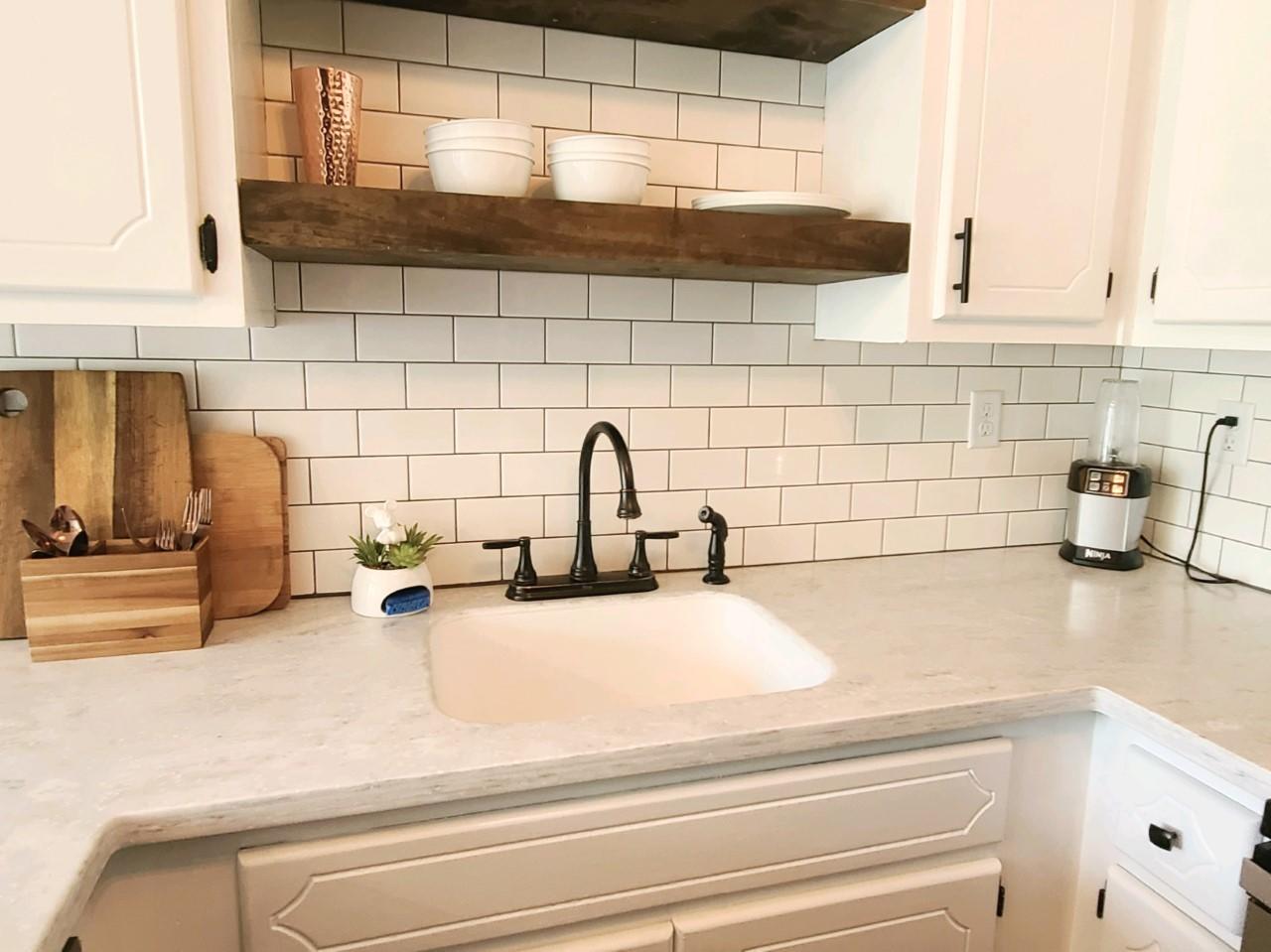 NeighborhoodCRESTVIEW SUBURB (231000.00) - Residential