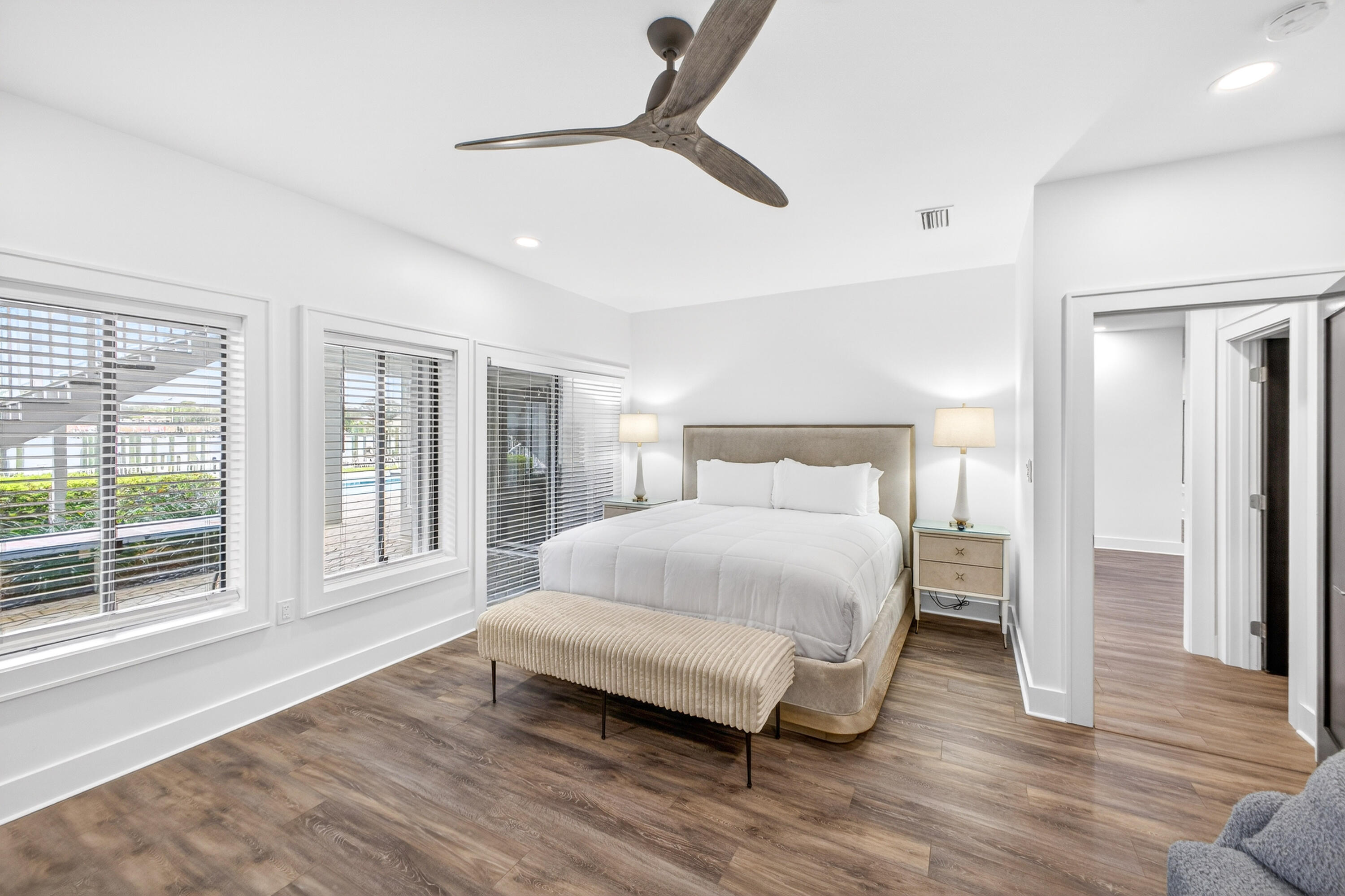 HOLIDAY ISLE - Residential