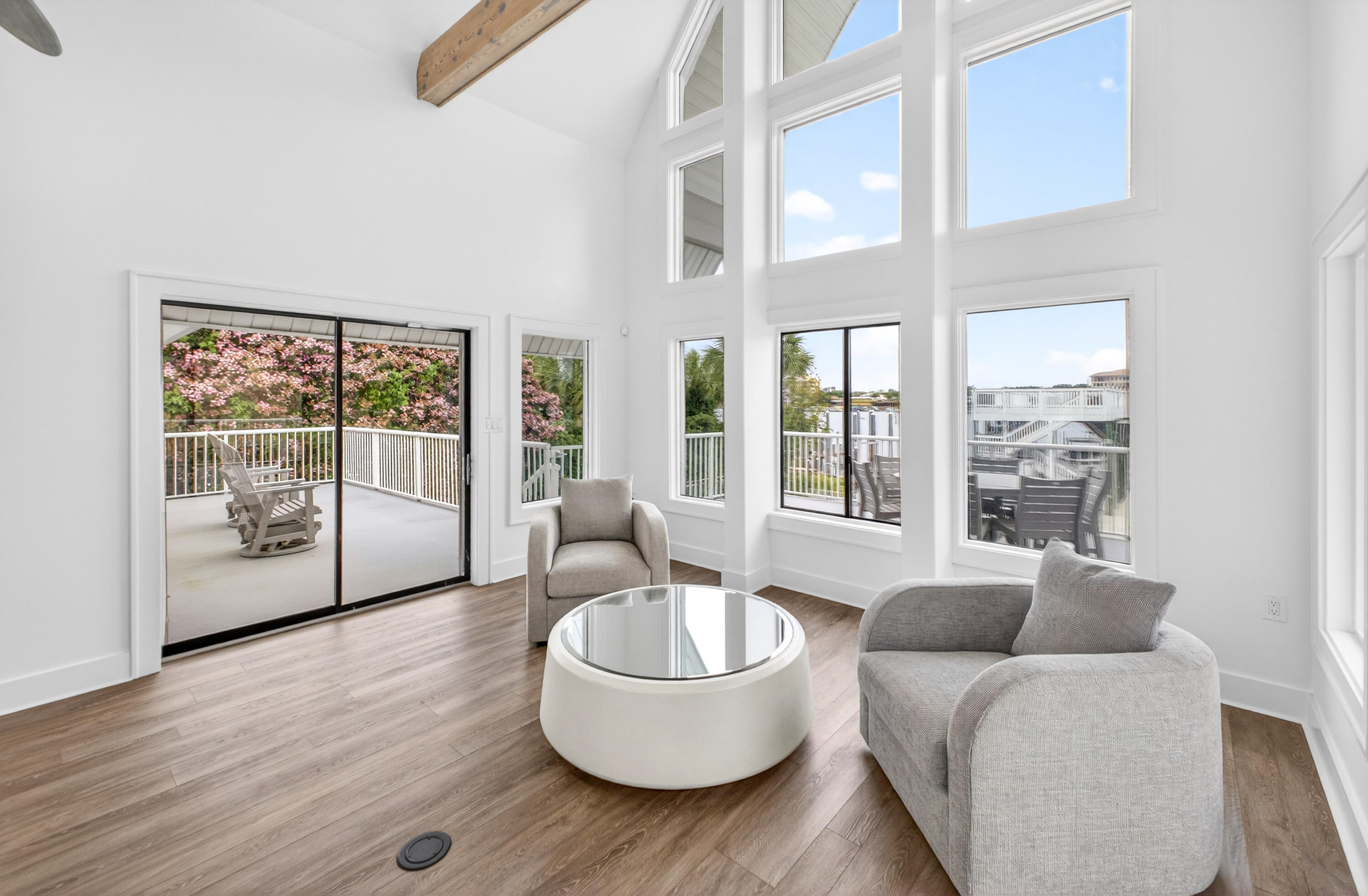 HOLIDAY ISLE - Residential