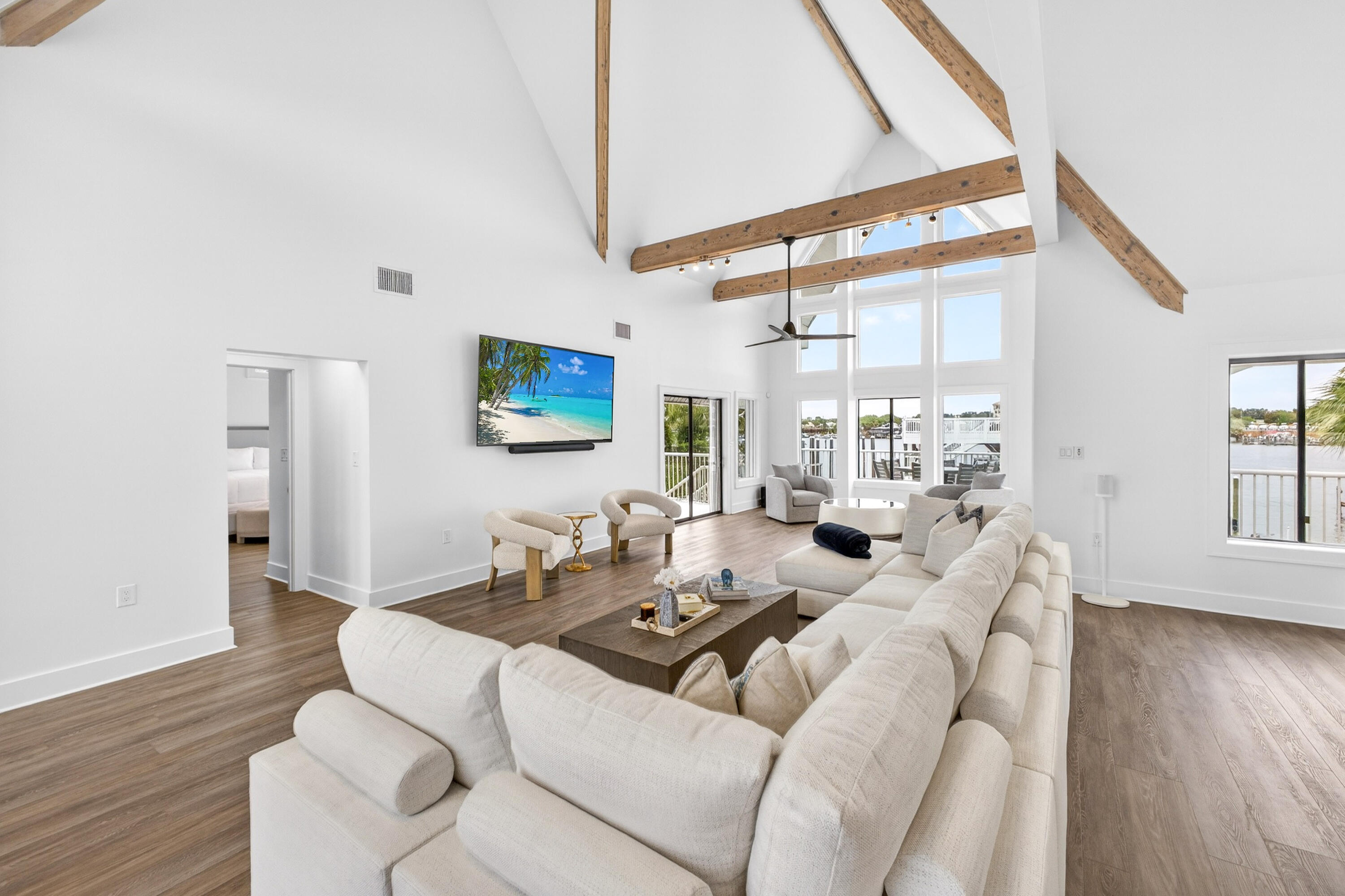 HOLIDAY ISLE - Residential