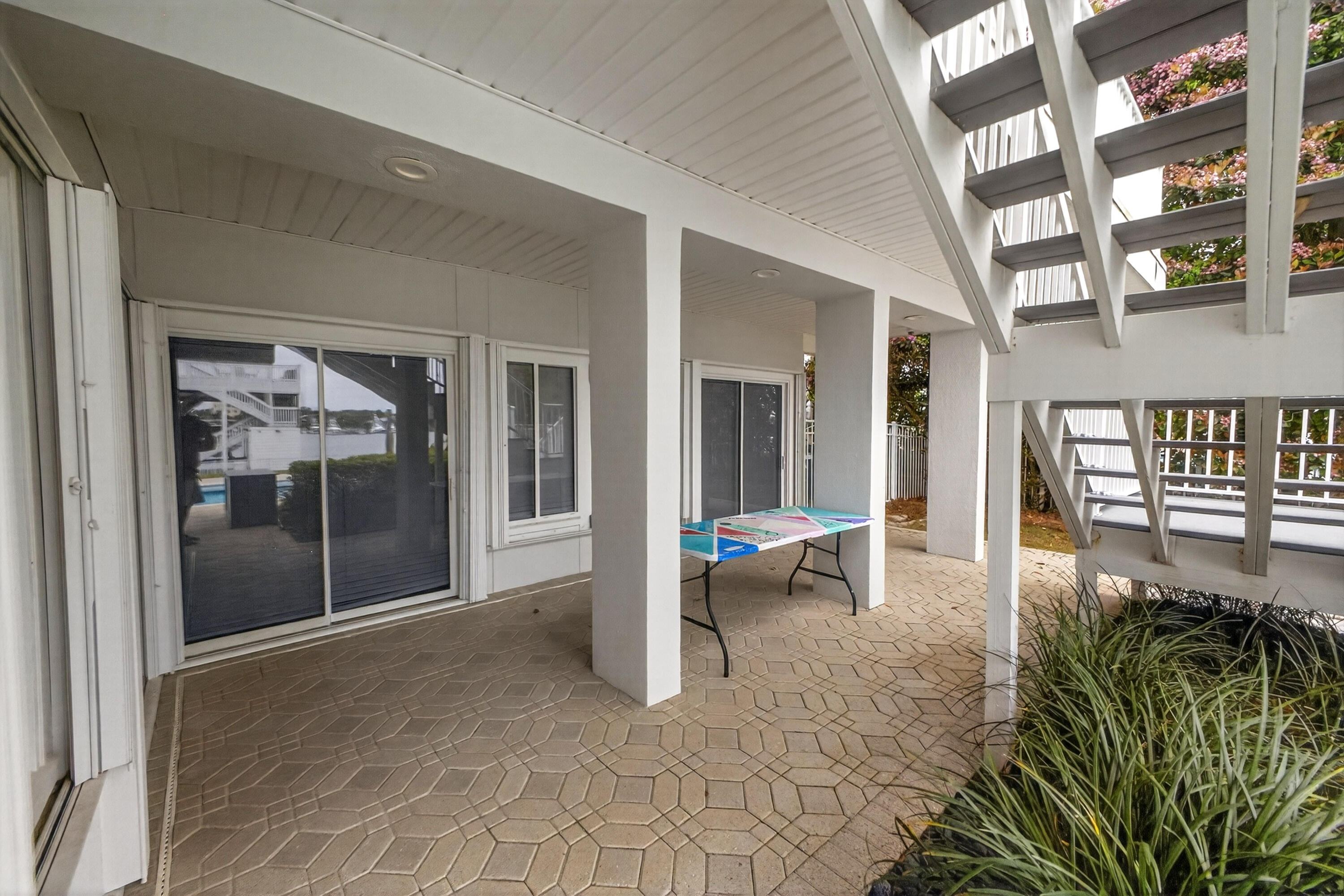 HOLIDAY ISLE - Residential