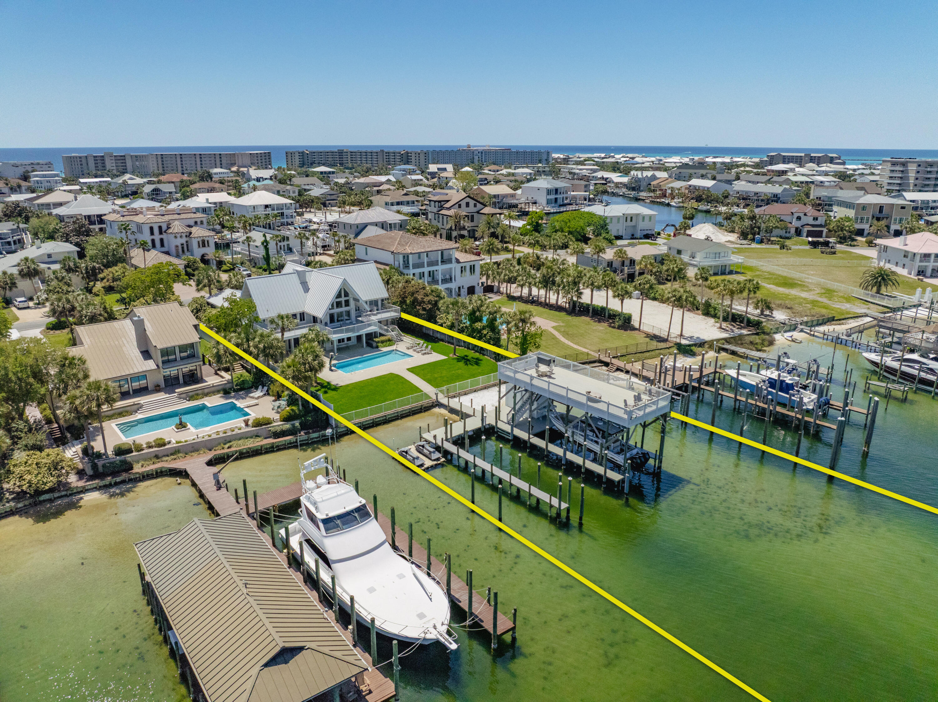 HOLIDAY ISLE - Residential