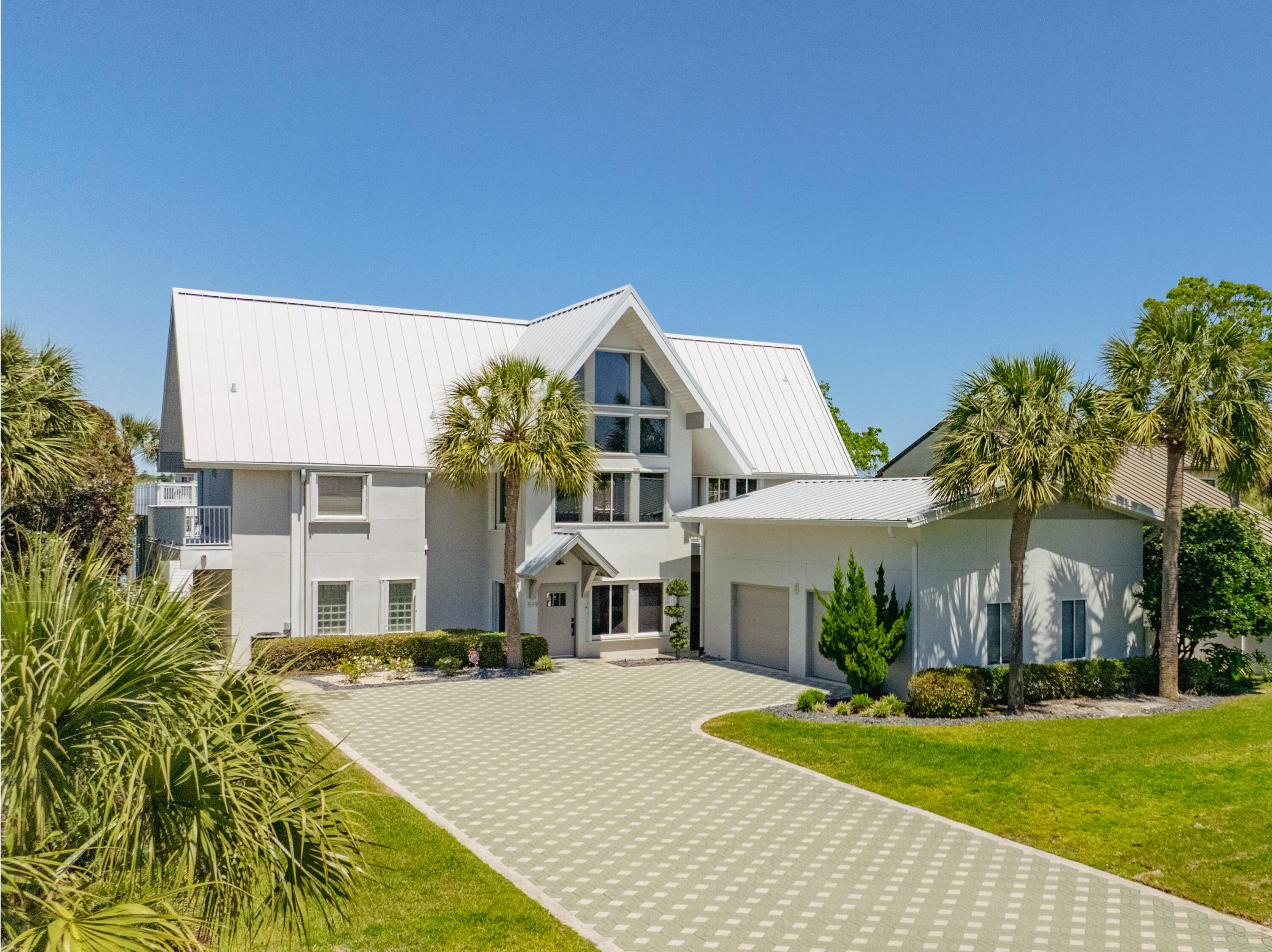 HOLIDAY ISLE - Residential
