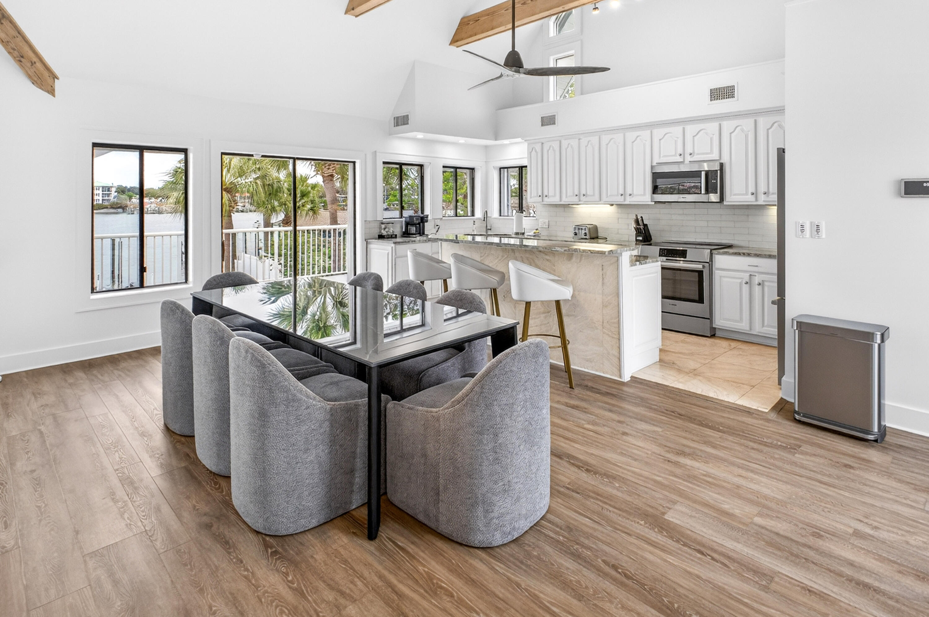 HOLIDAY ISLE - Residential