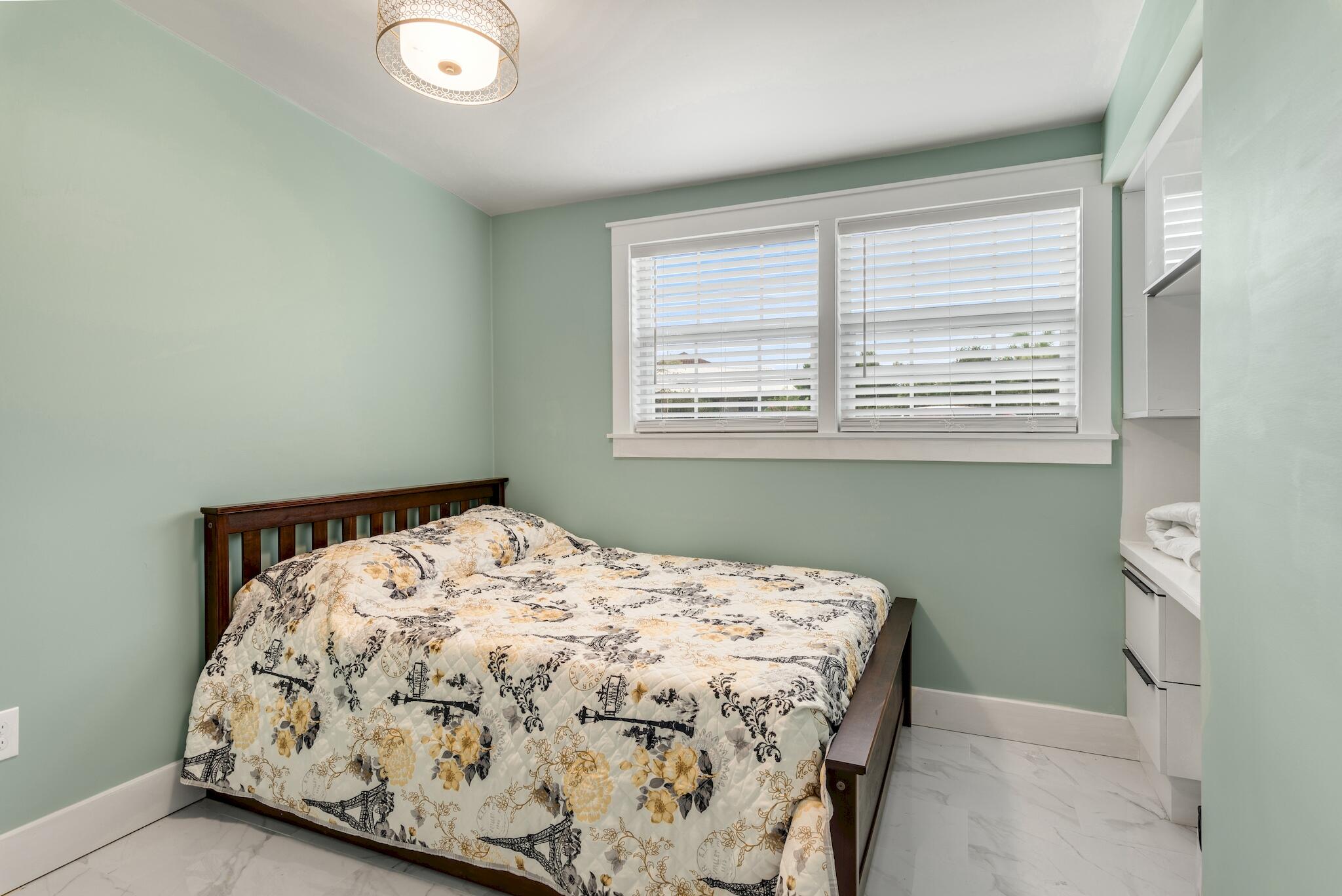 EL CENTRO BEACH - Residential