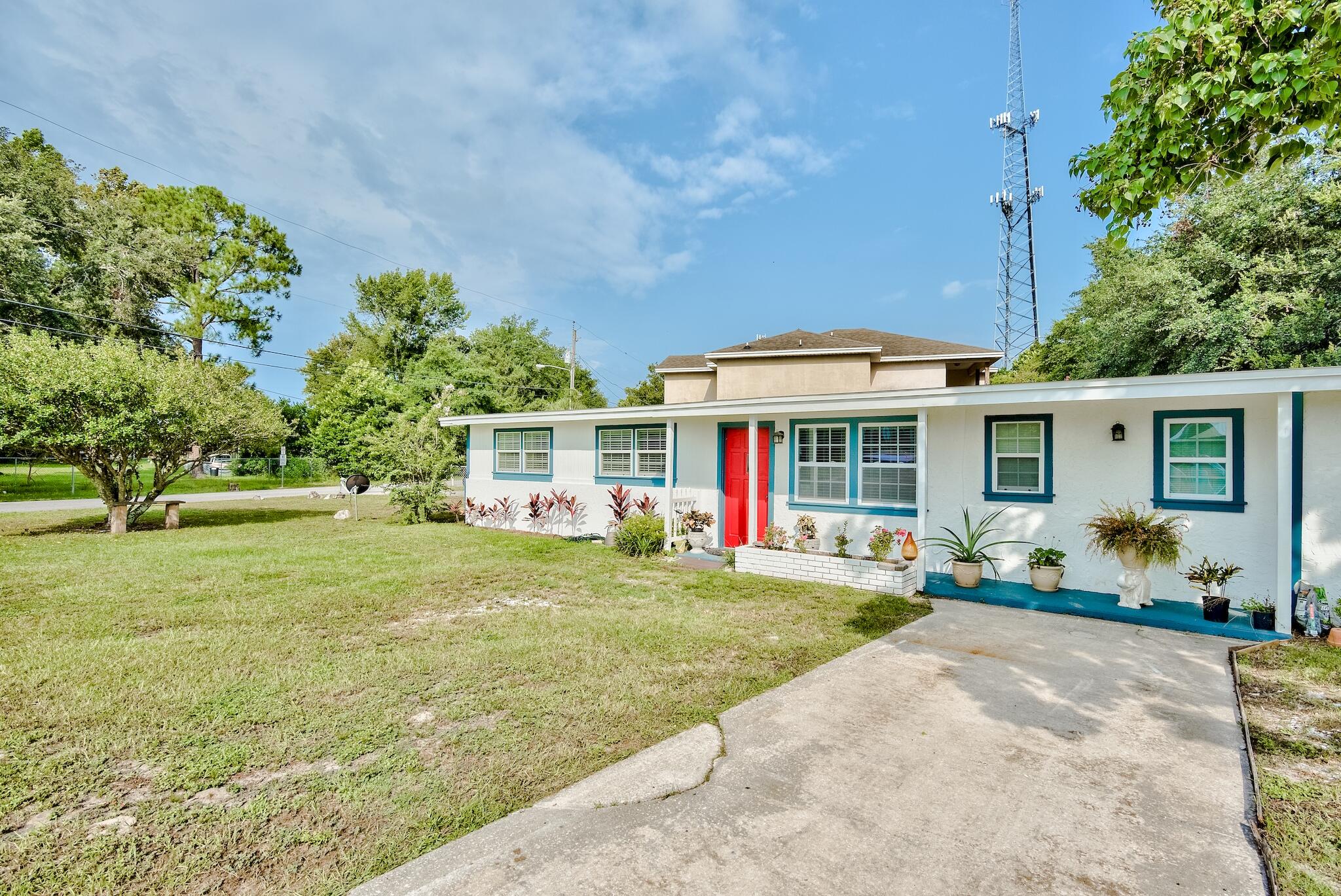 EL CENTRO BEACH - Residential