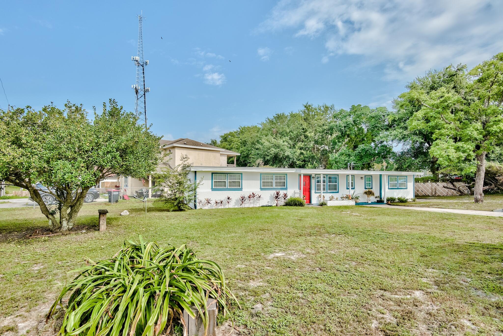 EL CENTRO BEACH - Residential