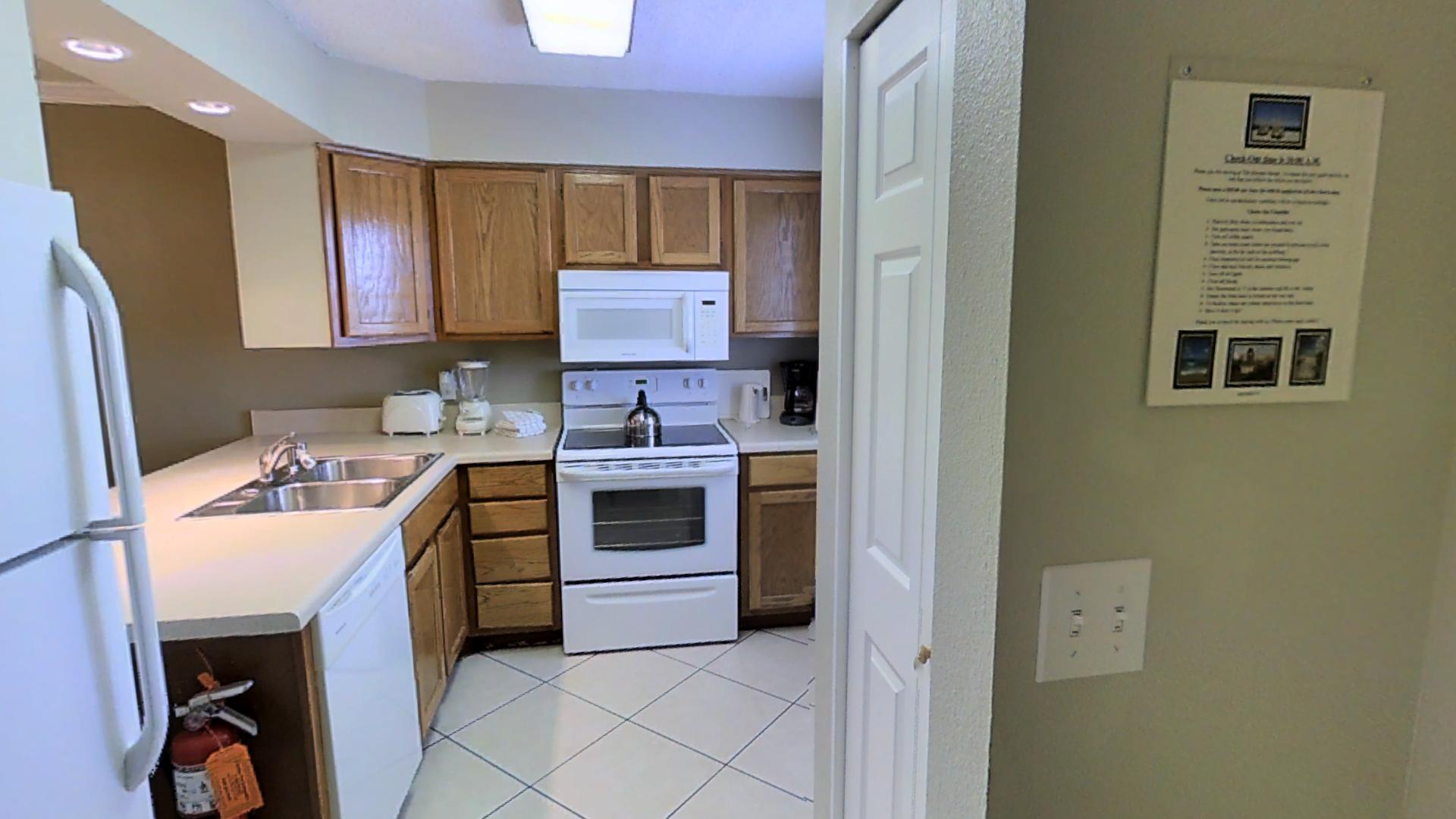 ISLANDER CONDO - Residential