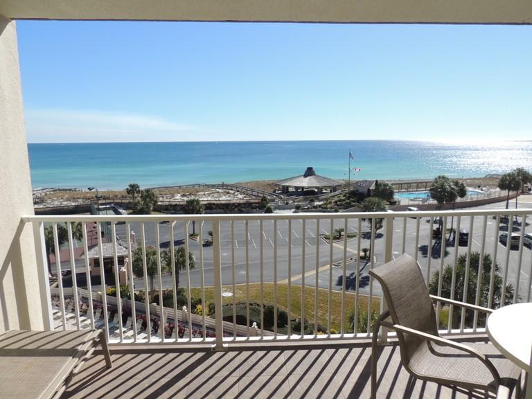 ISLANDER CONDO - Residential