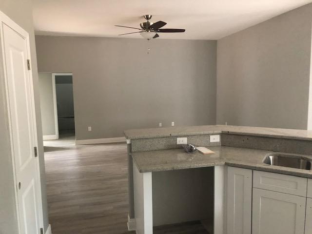 CRESCENT SHORES - Residential