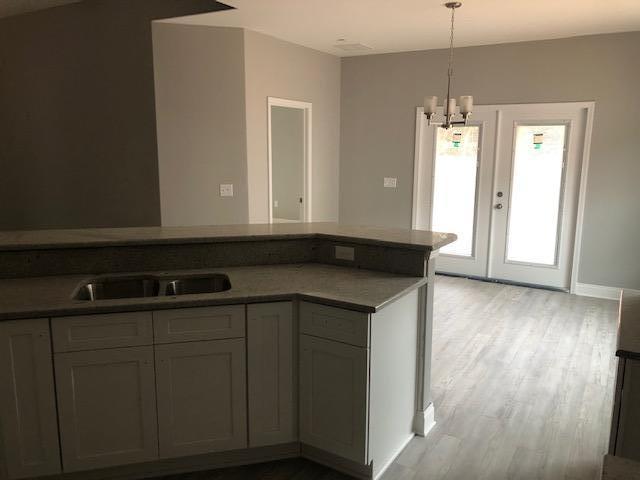 CRESCENT SHORES - Residential