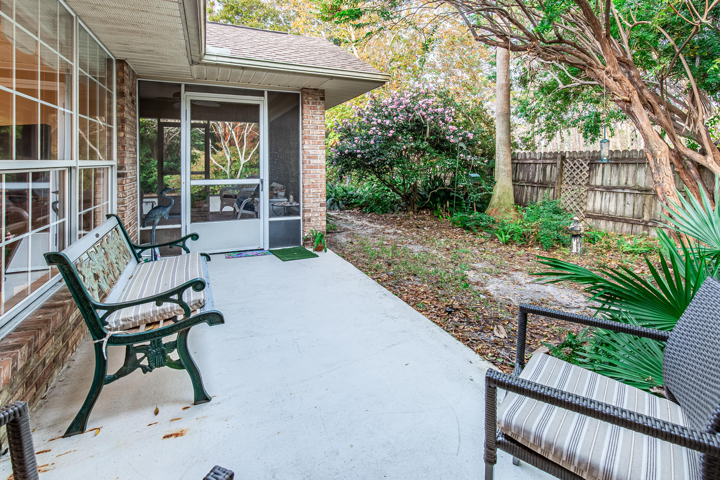 EMERALD BREEZE ESTATES - Residential