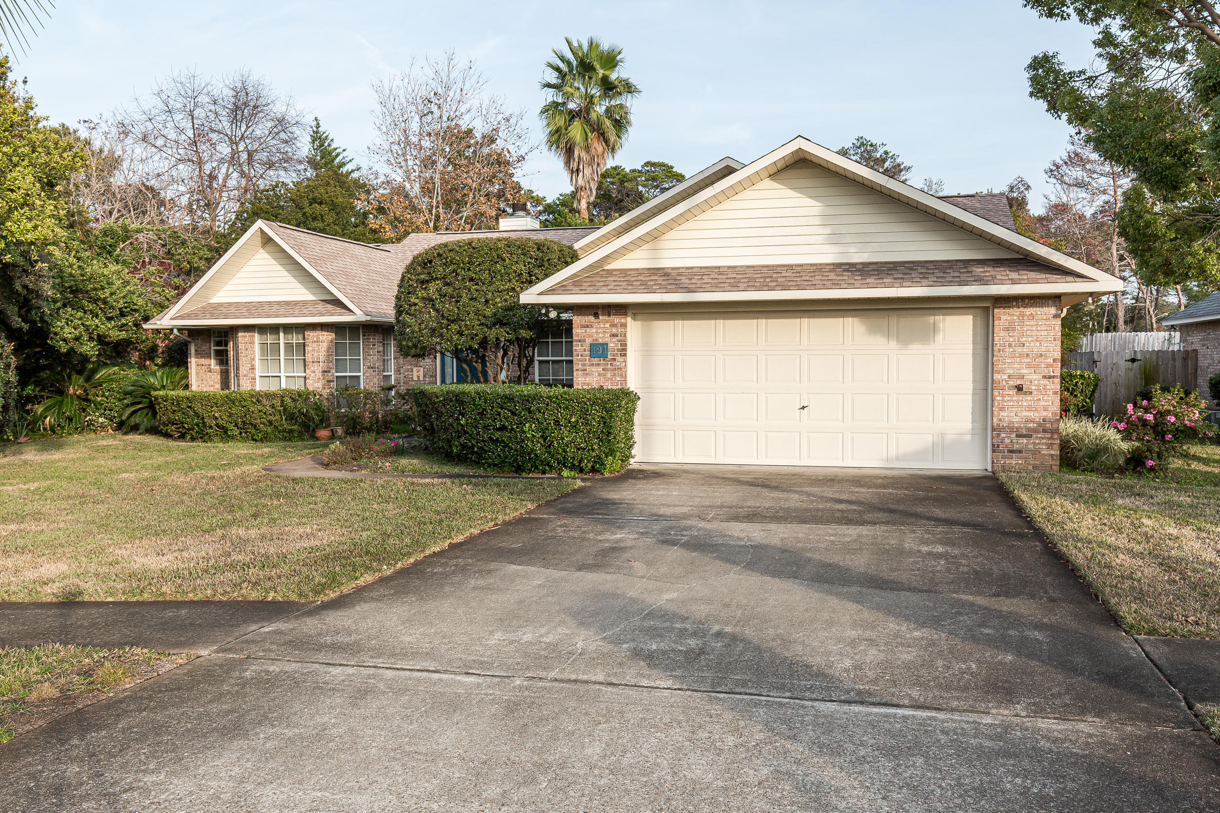 EMERALD BREEZE ESTATES - Residential