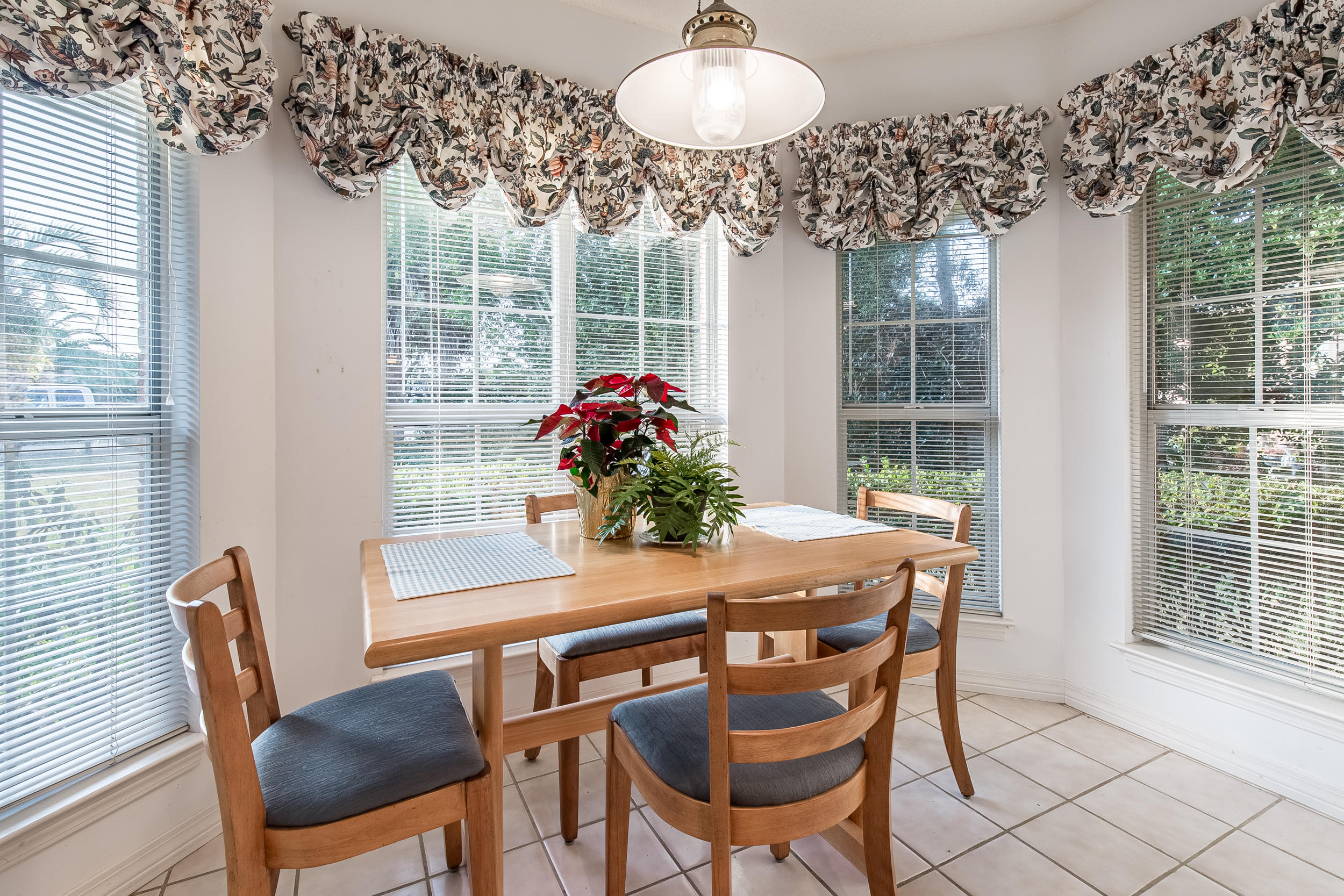 EMERALD BREEZE ESTATES - Residential