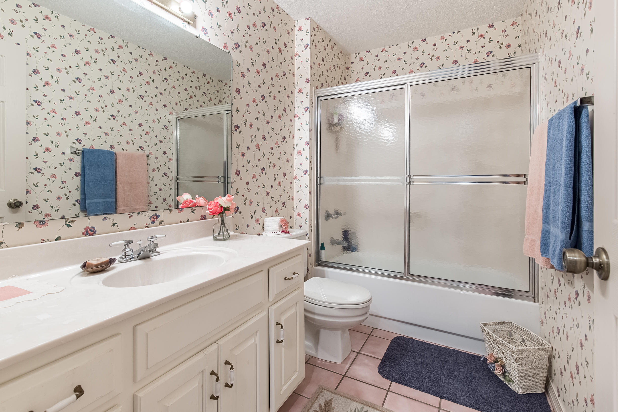 EMERALD BREEZE ESTATES - Residential