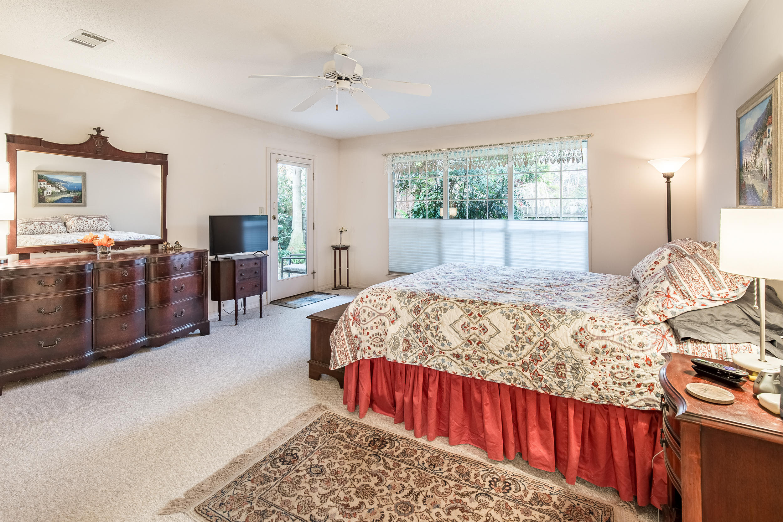 EMERALD BREEZE ESTATES - Residential