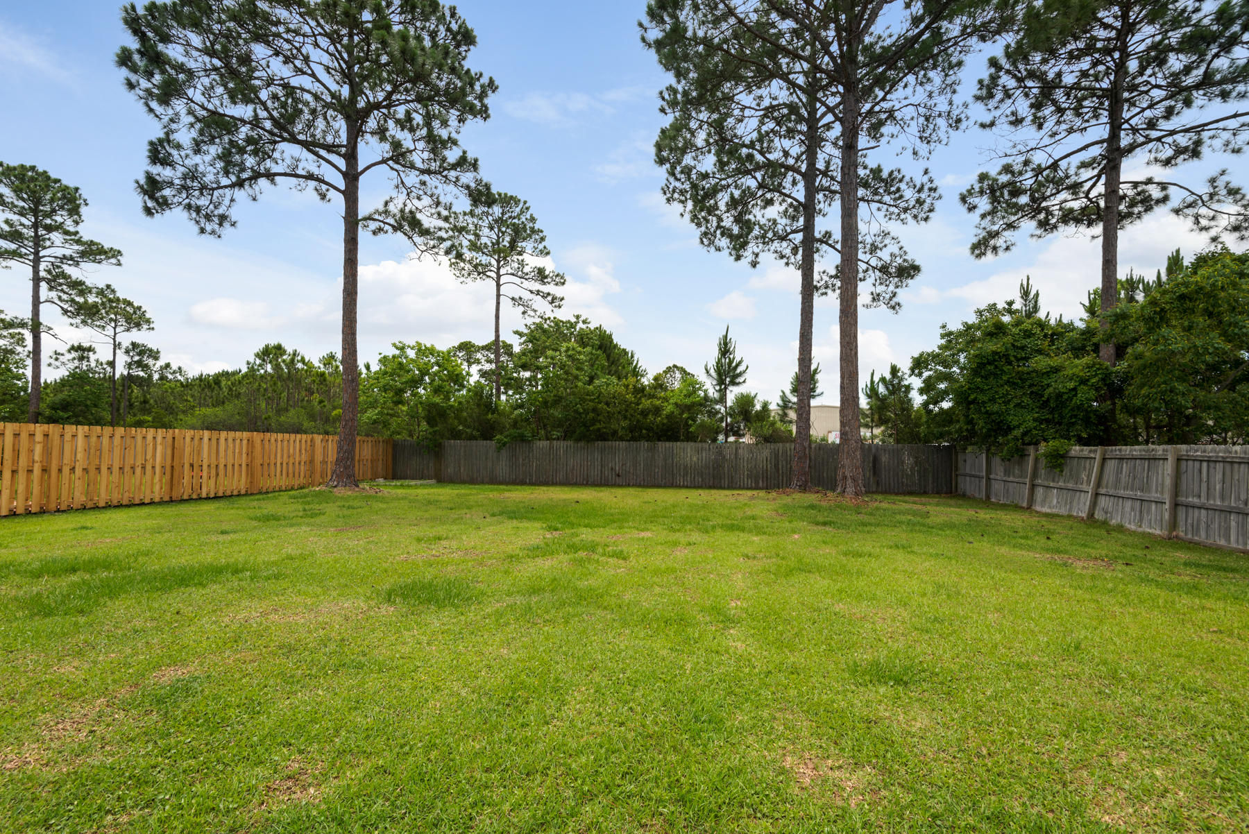 MALIBU GARDENS - Residential