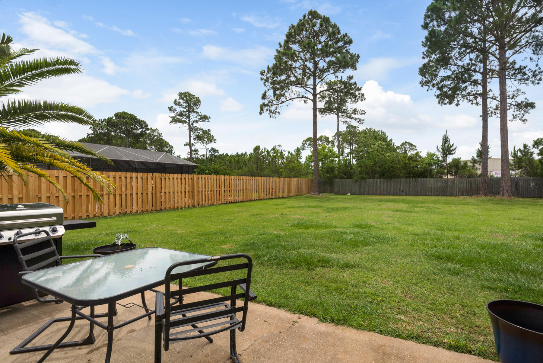 MALIBU GARDENS - Residential