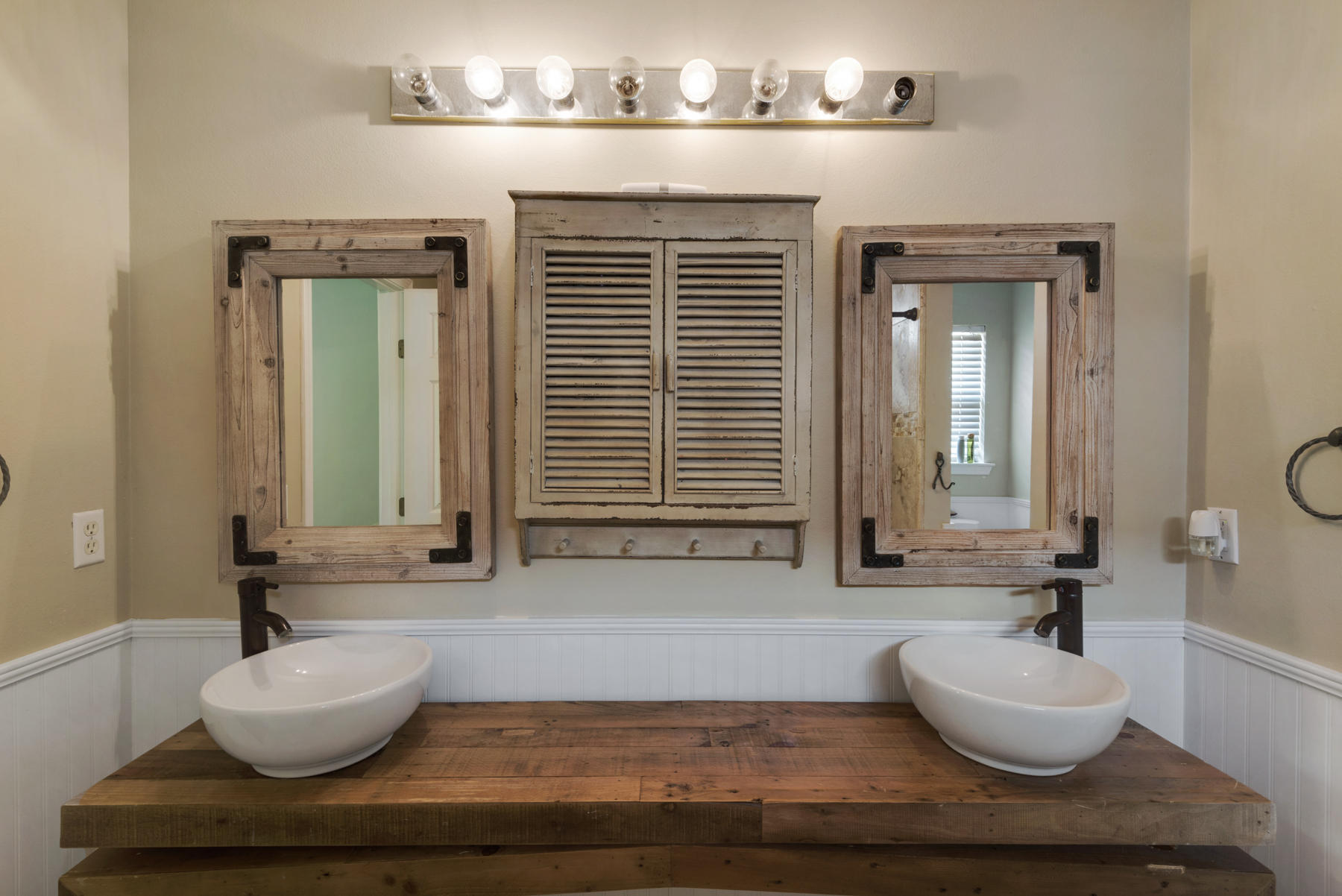 MALIBU GARDENS - Residential