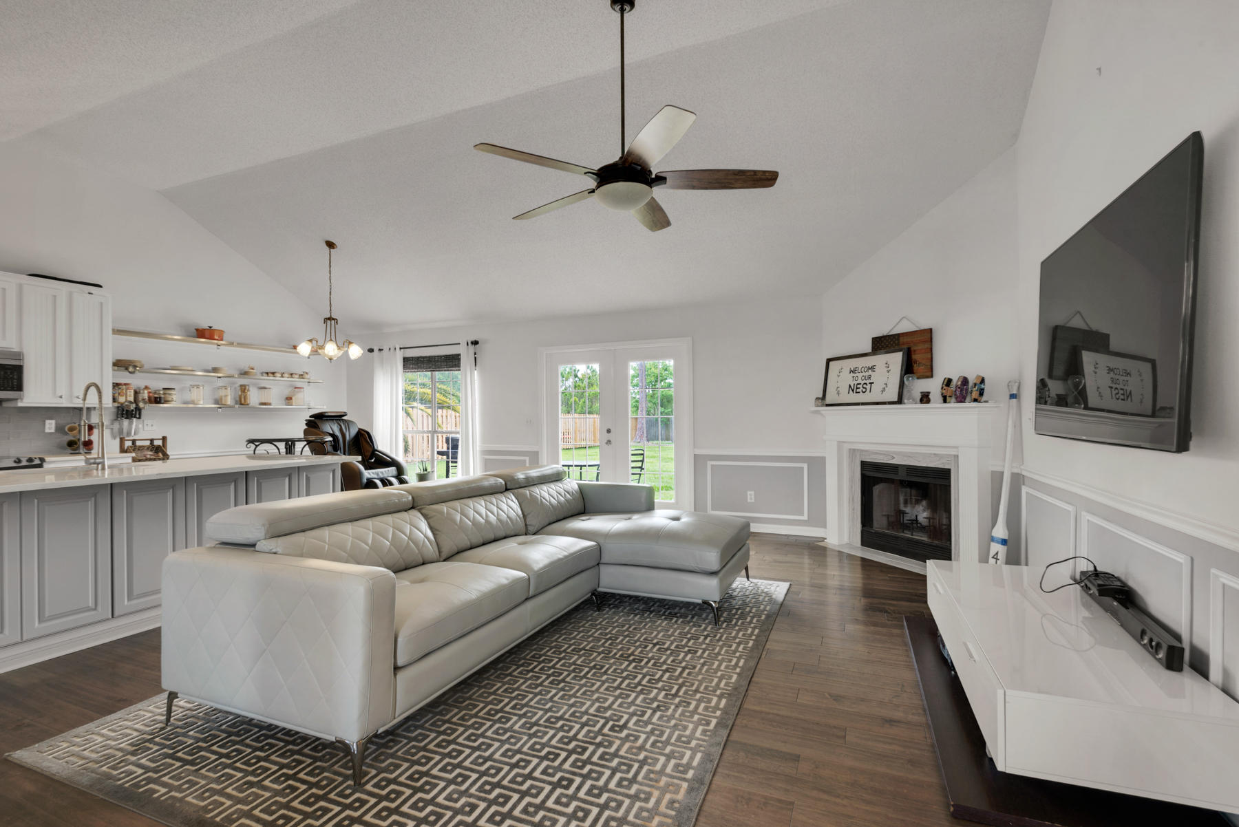 MALIBU GARDENS - Residential