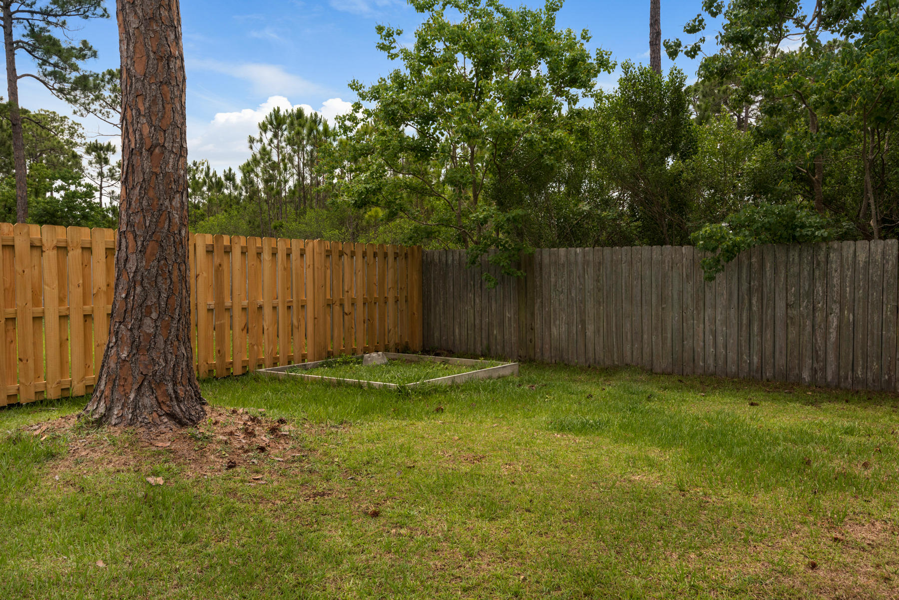 MALIBU GARDENS - Residential