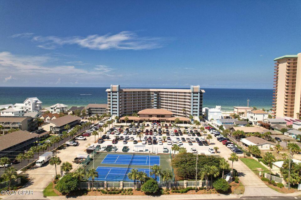 Pelican Walk - Residential