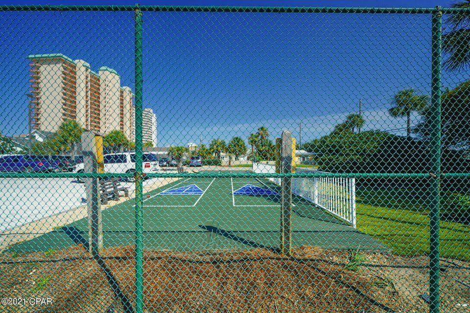 Pelican Walk - Residential