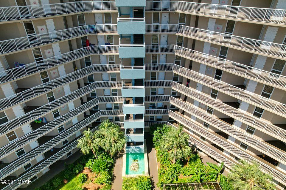 Pelican Walk - Residential