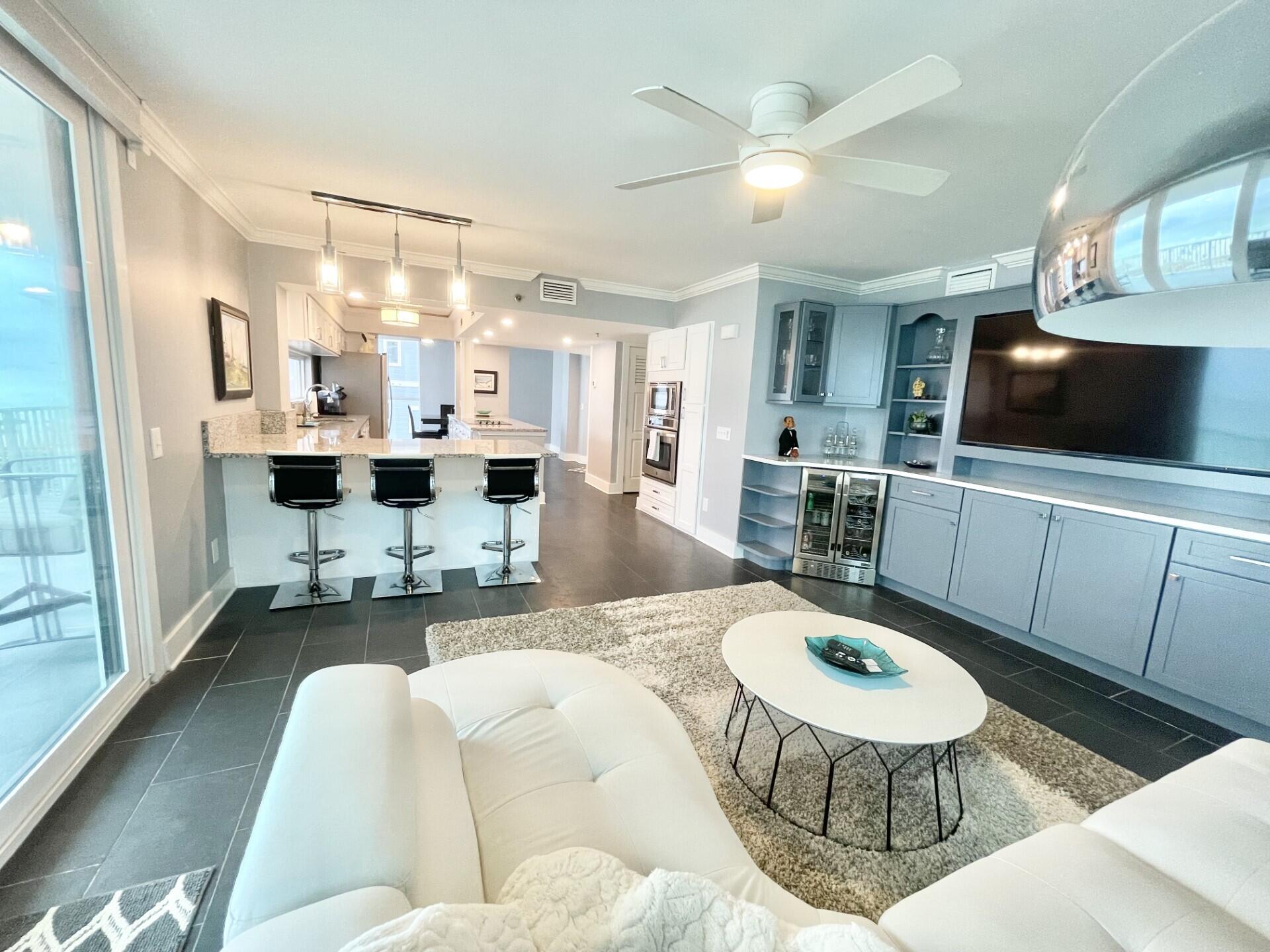MAINSAIL CONDO PH 5 - Residential