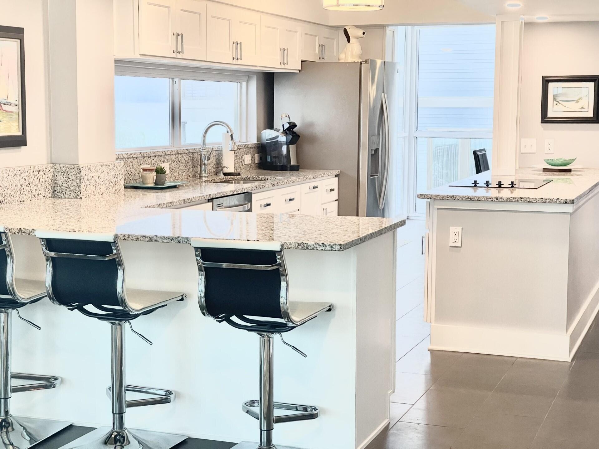 MAINSAIL CONDO PH 5 - Residential