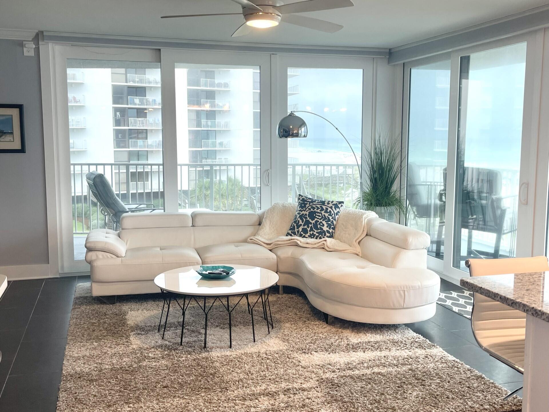 MAINSAIL CONDO PH 5 - Residential