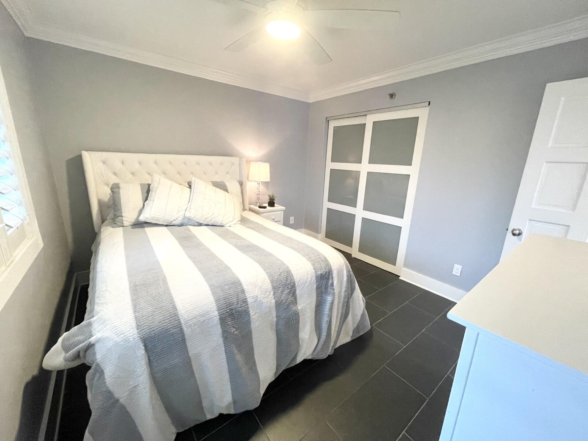 MAINSAIL CONDO PH 5 - Residential