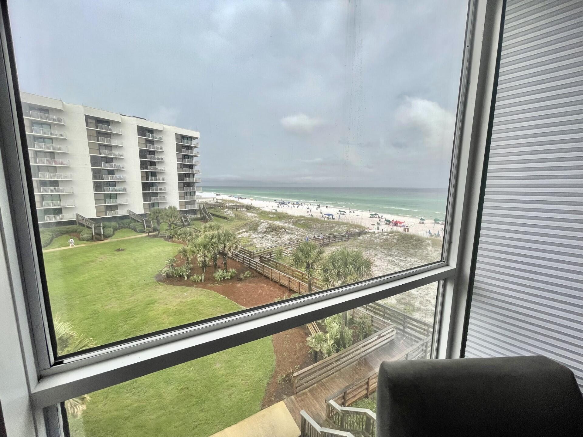 MAINSAIL CONDO PH 5 - Residential
