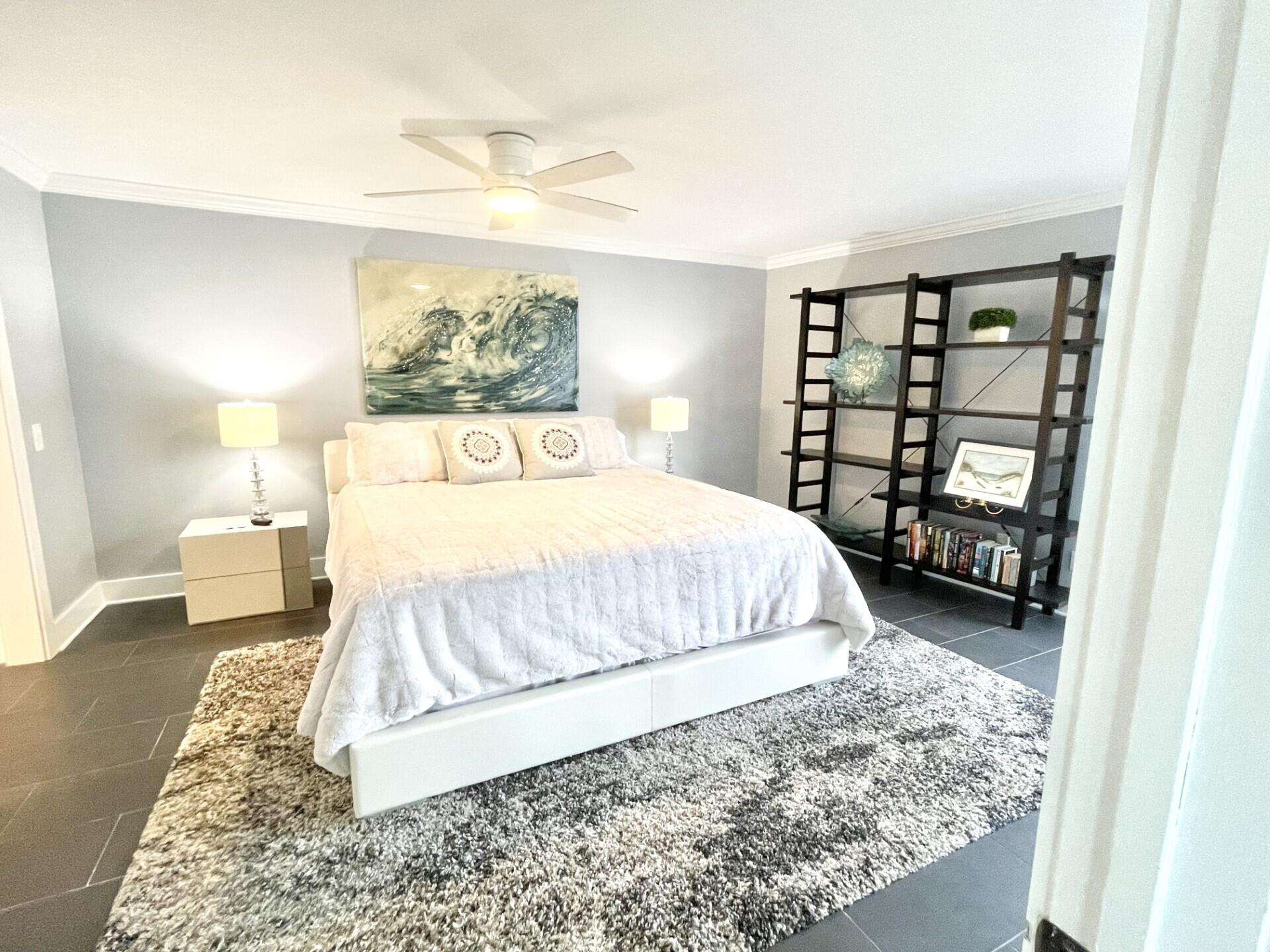 MAINSAIL CONDO PH 5 - Residential