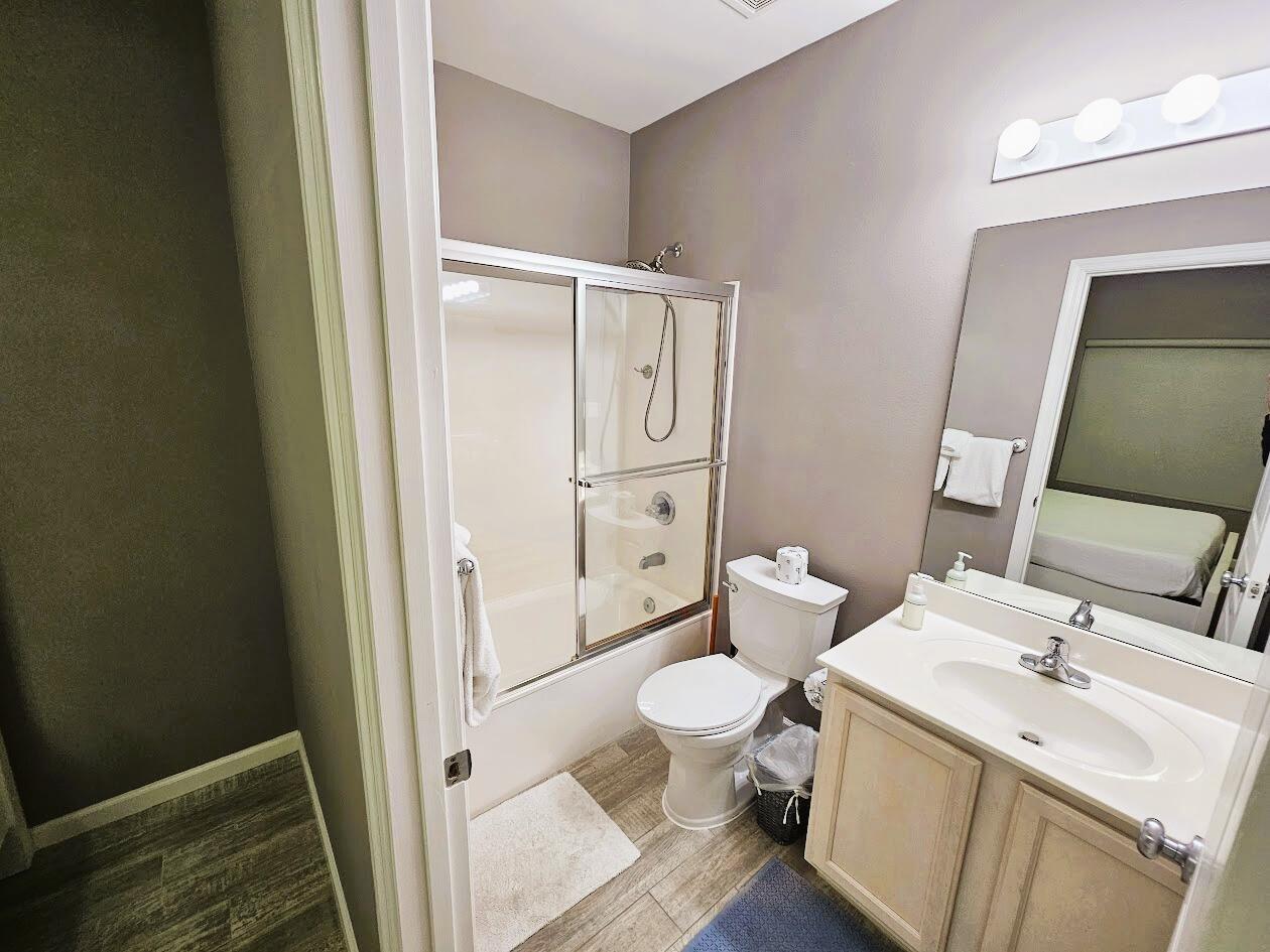 BARATARIA CONDO - Residential