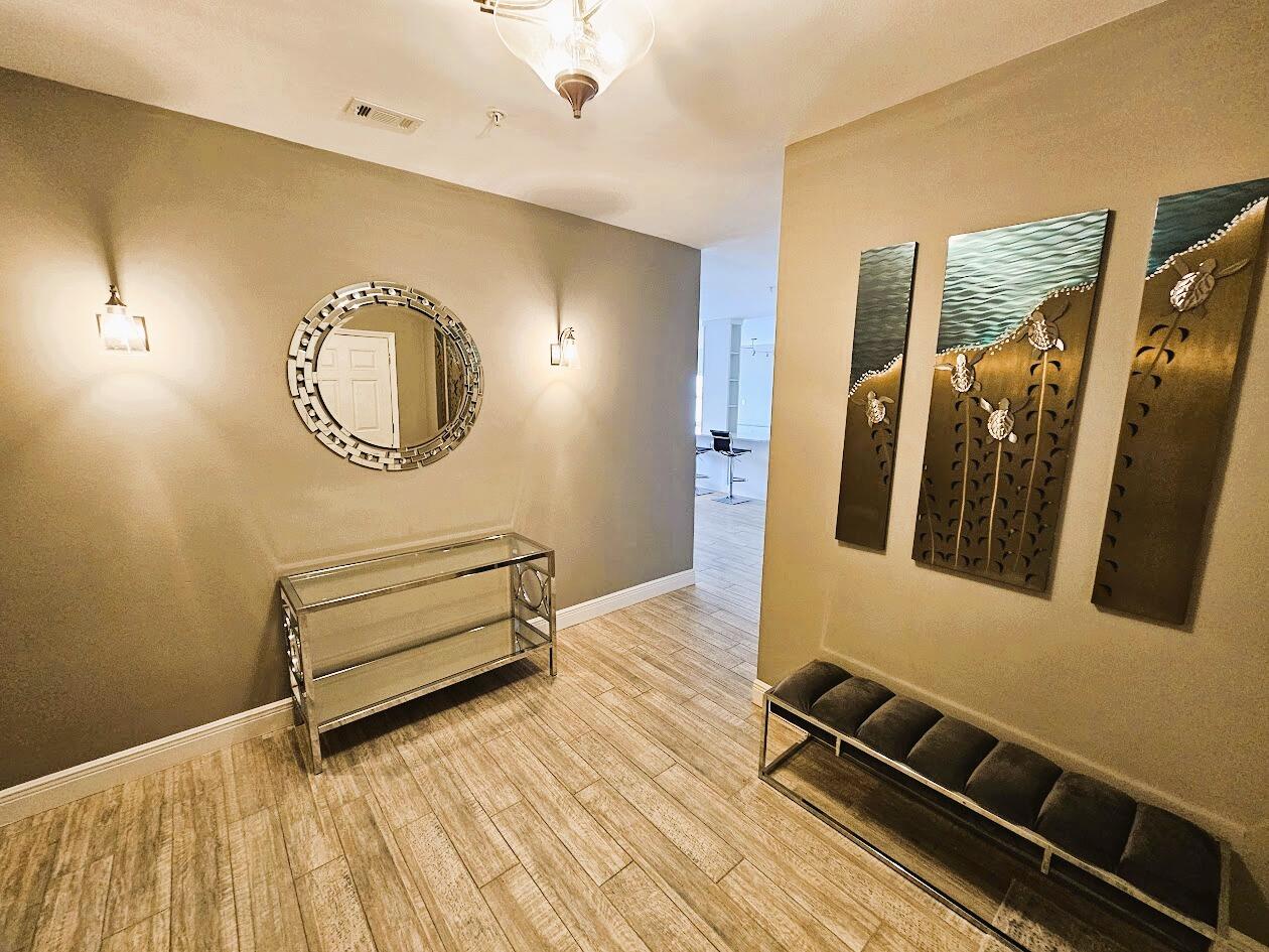 BARATARIA CONDO - Residential