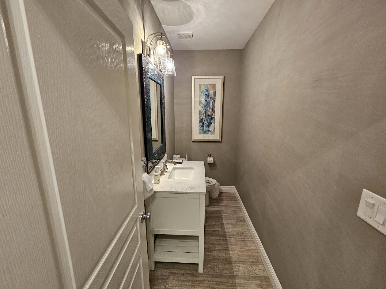 BARATARIA CONDO - Residential