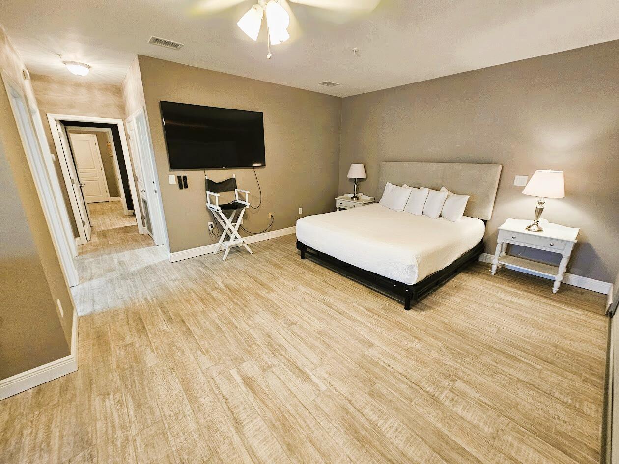 BARATARIA CONDO - Residential