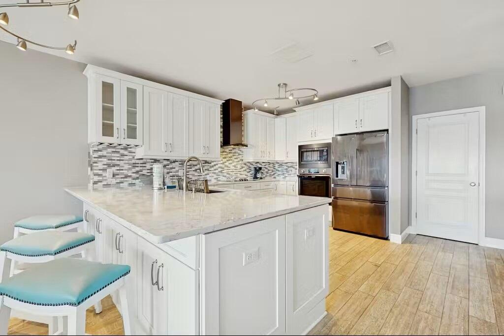 BARATARIA CONDO - Residential