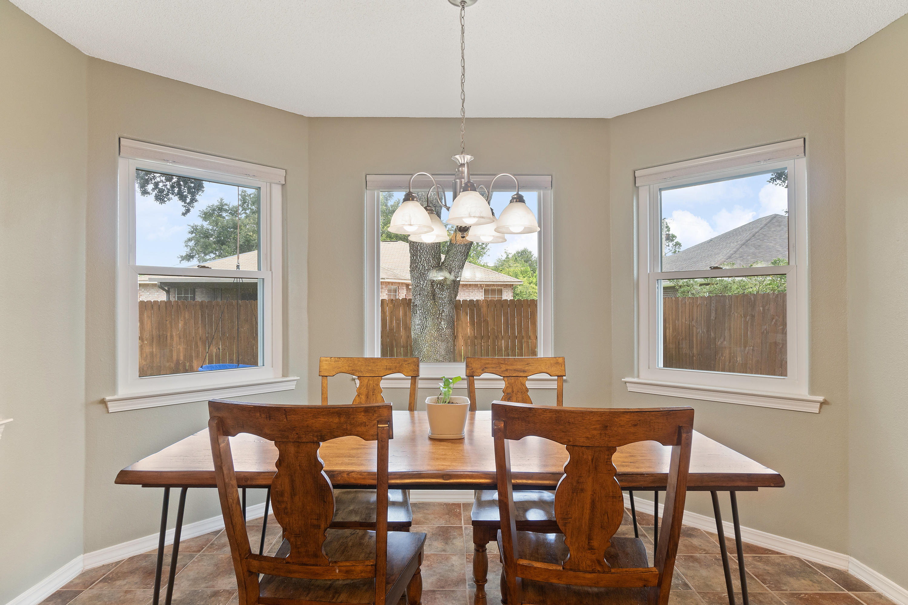 HIDDEN ESTATES - Residential