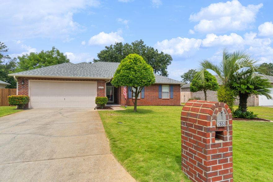 **** MULTIPLE OFFER NOTICE***
Welcome to Hidden Estates! This well maintained 3 bedroom home is very open and will feel larger than expected. Tall ceilings, fresh paint, new windows that bring in natural lighting, and a fully fenced yard for privacy. The home includes a newly painted shed, tree swing and the kitchen appliances. The washer/Dryer do not convey. 
The home has a new roof less than a year old also. The front yard is really attractive. As soon as you pull up, the zoysia grass is super lush and bright green. The yard is well manicured and is easy maintenance for the next owners. The guest bathroom also has a nice remodel that you will love! This is one of the best commutes from East Bay Blvd to get to Hwy 87 and 98.