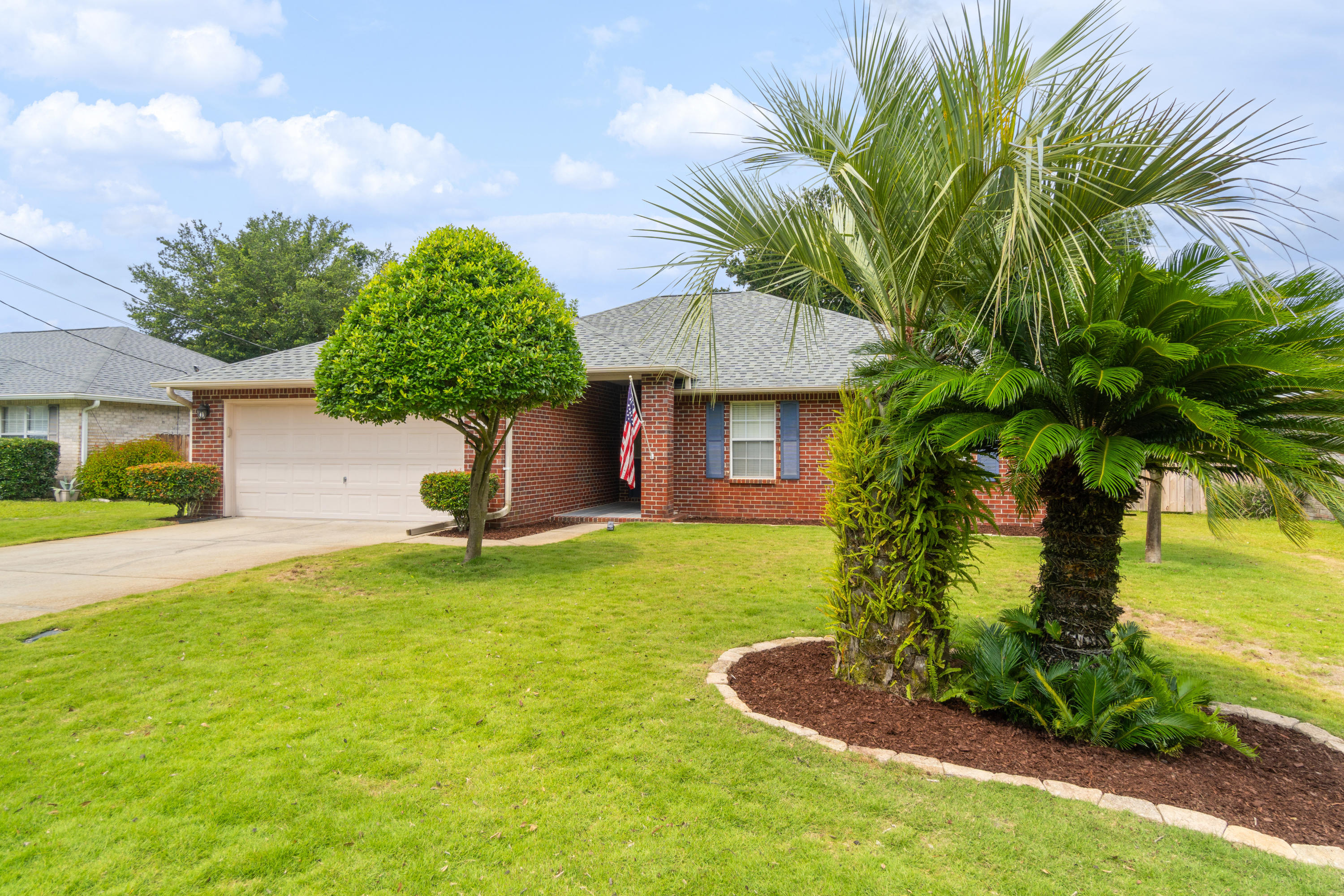 HIDDEN ESTATES - Residential