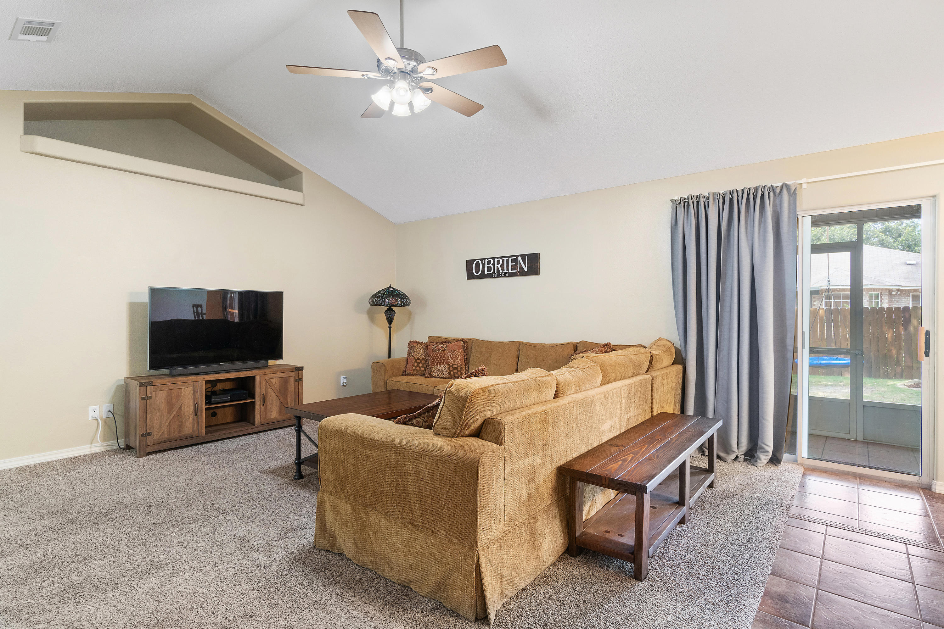 HIDDEN ESTATES - Residential