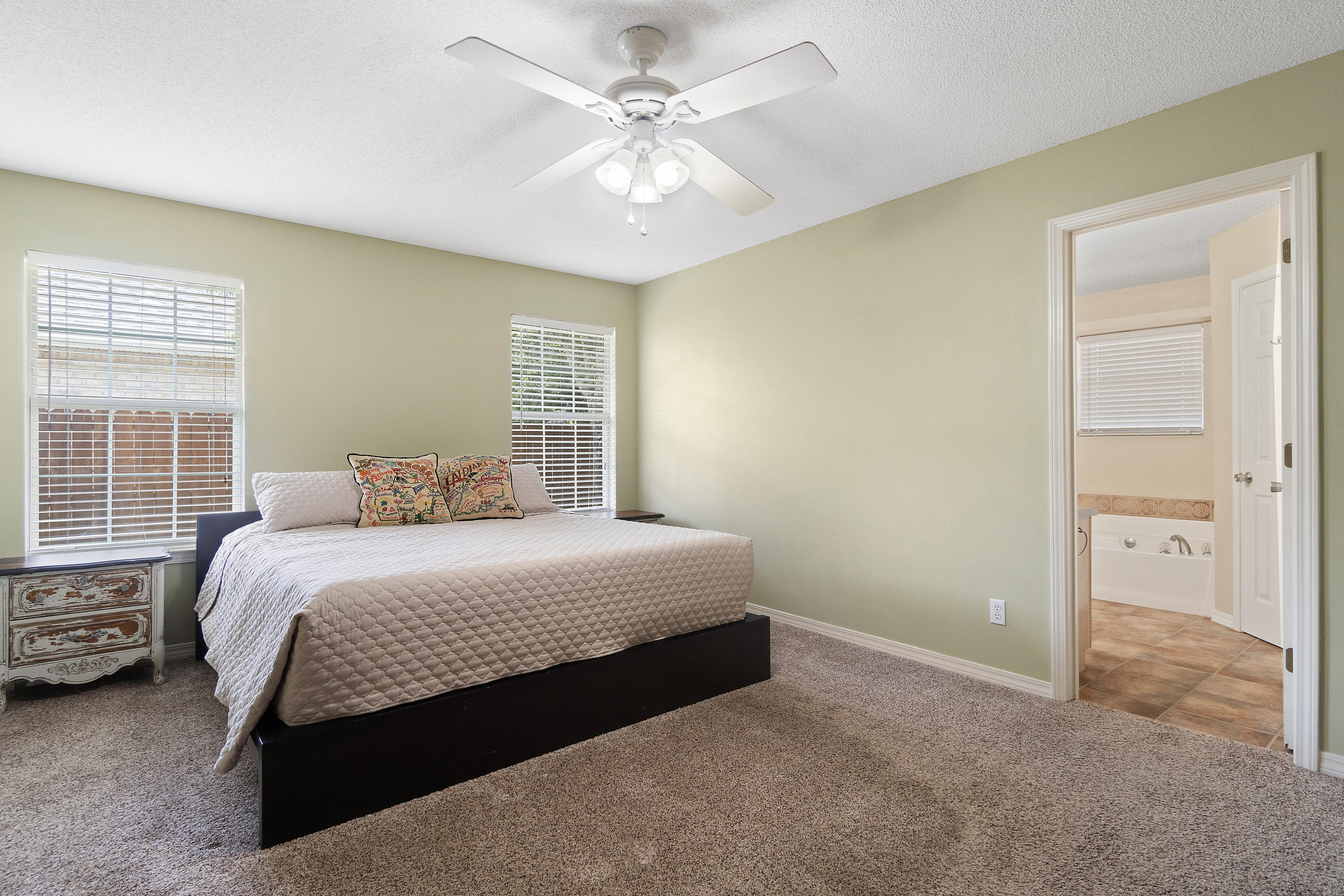 HIDDEN ESTATES - Residential