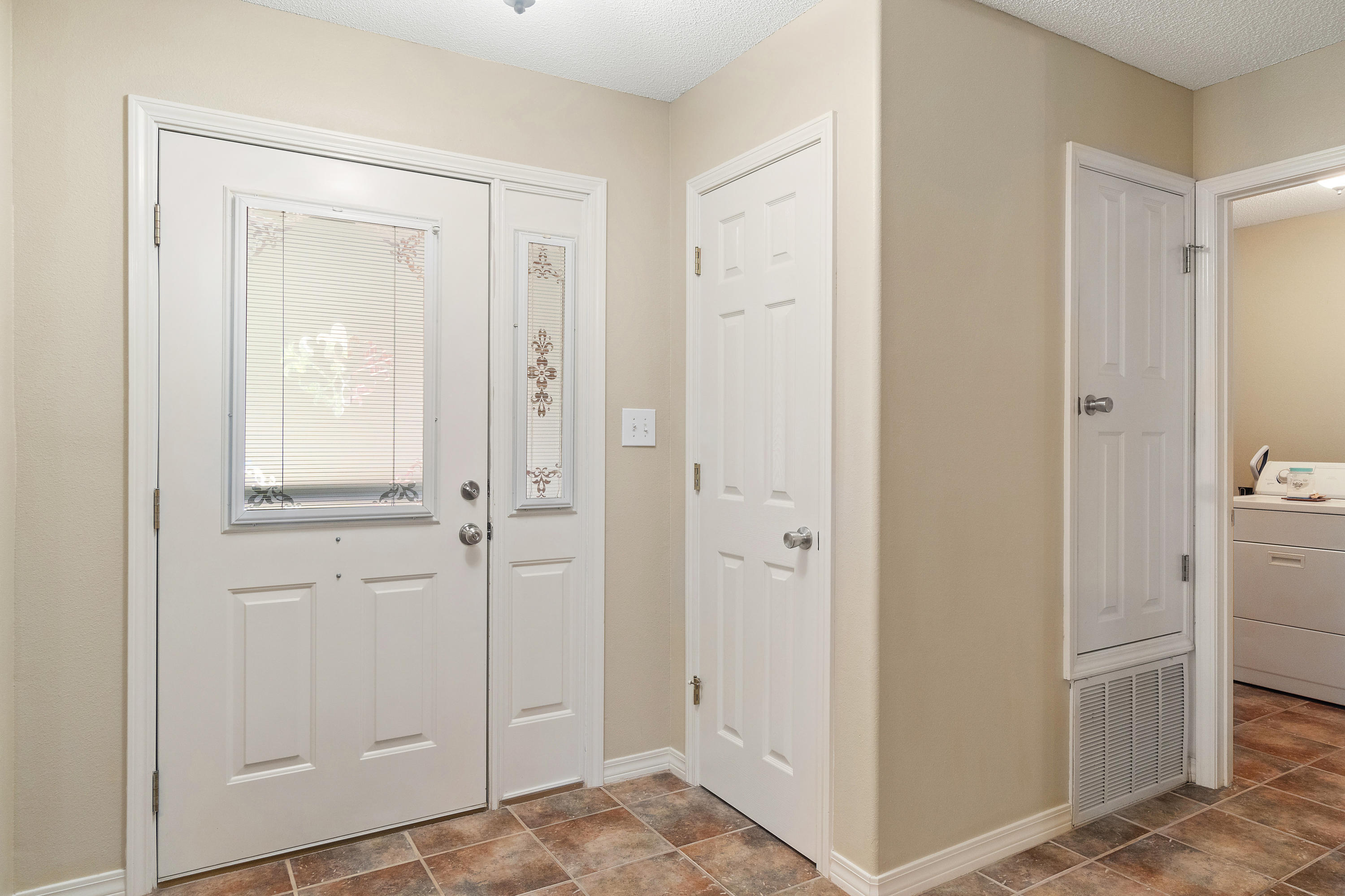 HIDDEN ESTATES - Residential