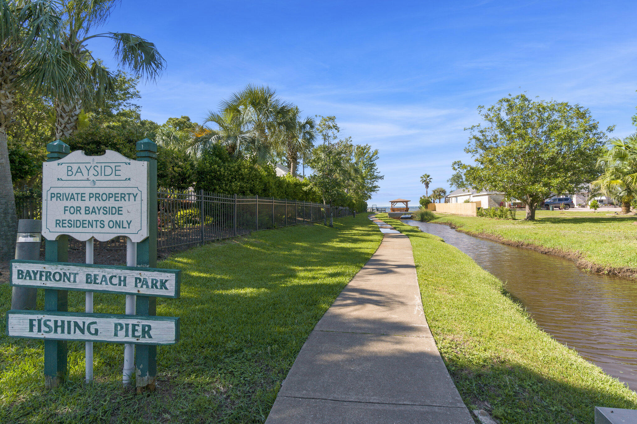 BAYSIDE - Residential