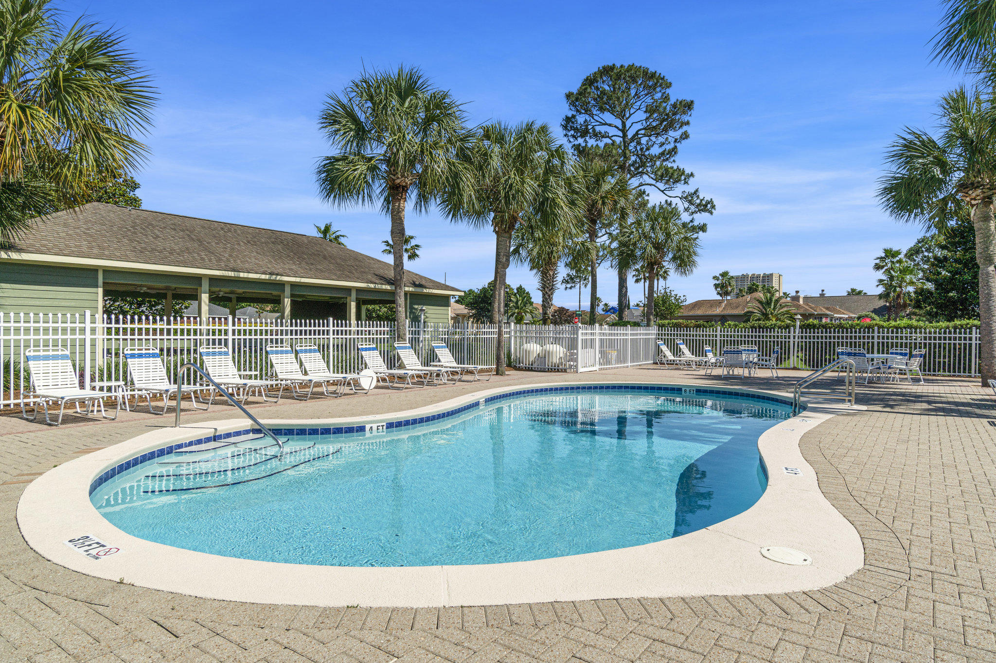 BAYSIDE - Residential