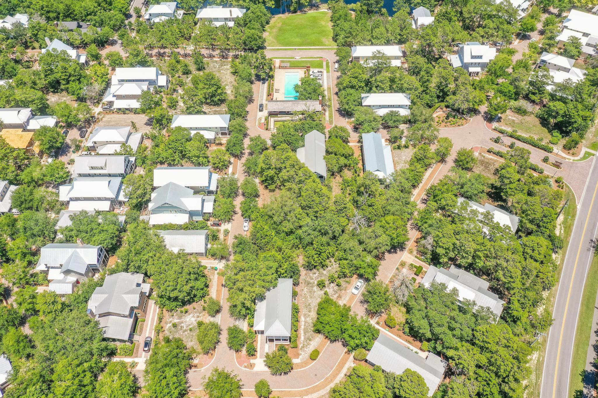FOREST LAKES - Residential