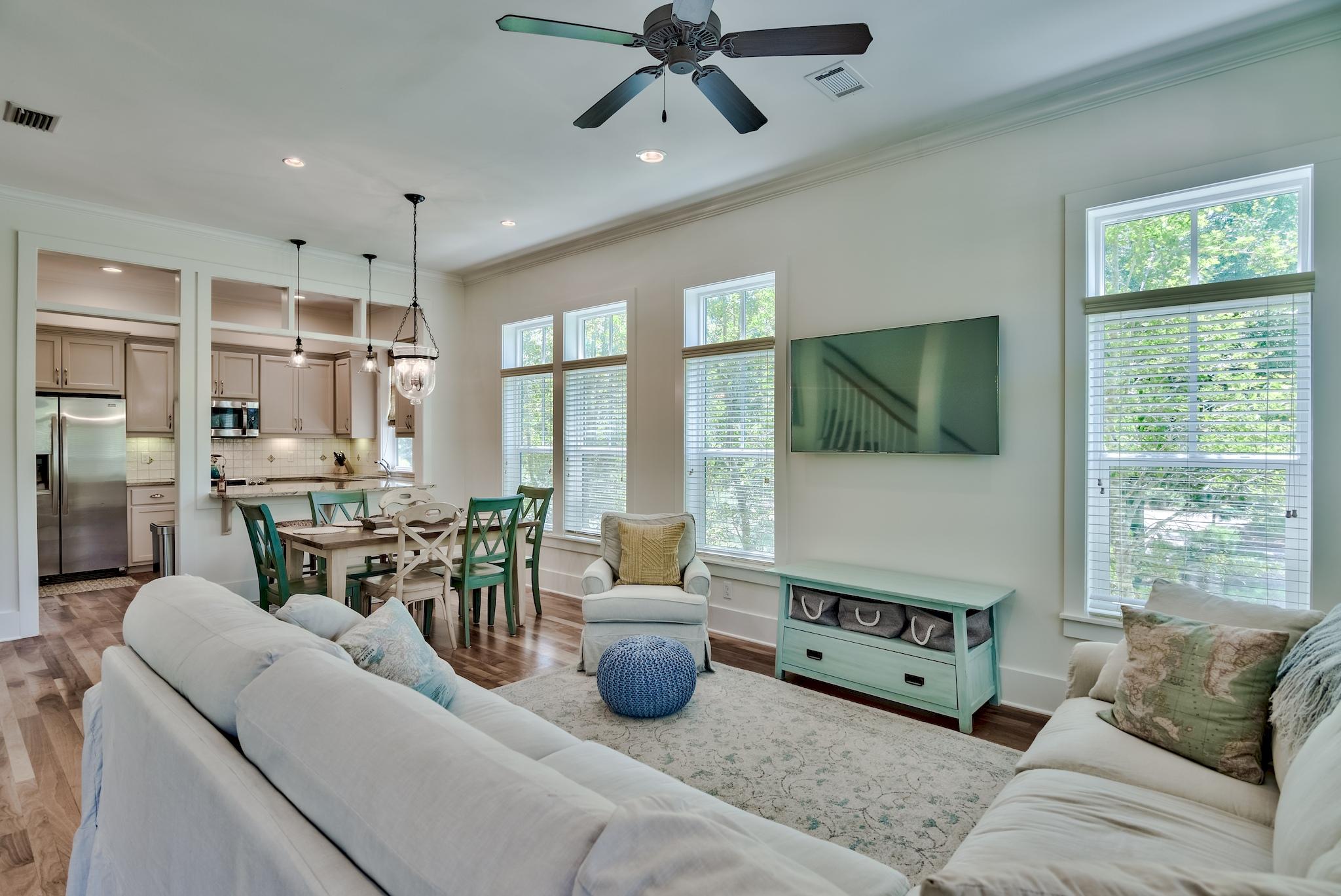 FOREST LAKES - Residential