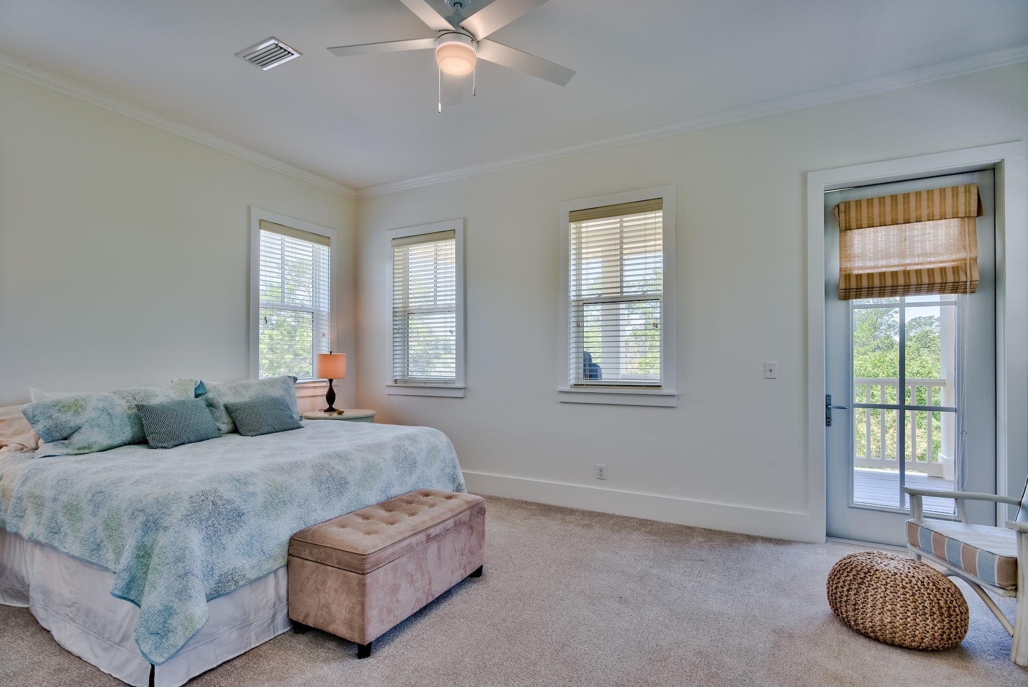 FOREST LAKES - Residential
